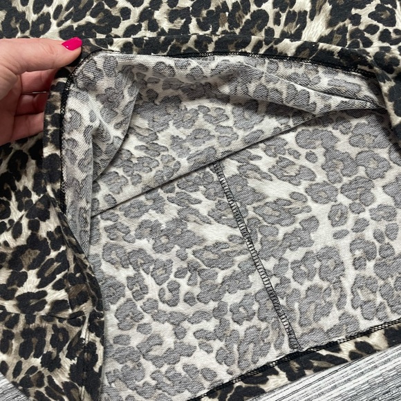 🤎🖤 Leopard Lounge Set 🖤🤎 - Picture 9 of 9